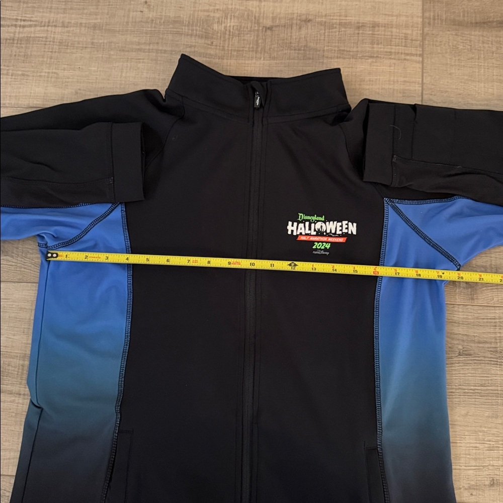 Disneyland 2024 Halloween Half Marathon Jacket, Adult L - Picture 4 of 8